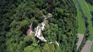 Blaubeuren Blautopf und Ruine Rusenschloss entlang des Flüsschens Blau [upl. by Kassey]