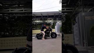 Motor custom bobber sportster Single seat classic biker dance bobber [upl. by Okajima]