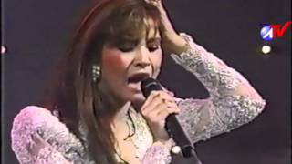 Myriam Hernandez 1989 El hombre que yo amo y ay amor canta en vivo [upl. by Yran]