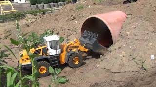 Liebherr L576 working in a tunnel [upl. by Busch]