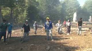 Comunidades Mapuche combaten incendio en Quinquén [upl. by Renny]