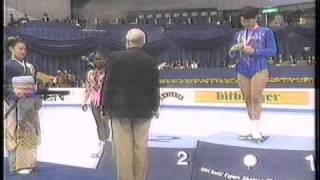 Medal Awards Ceremony  1994 World Figure Skating Championships Ladies Free Skate [upl. by Ellehcear643]