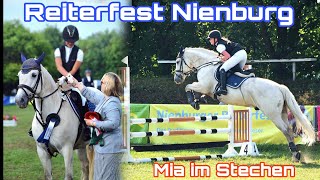 Reiterfest Nienburg  Riesenschleife und Mia im Stechen 😲 [upl. by Nylatsirk]