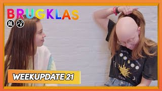 PRANK OP DOCENT GAAT FOUT🤕  UPDATE 21  BRUGKLAS S9 [upl. by Aetnuahs]