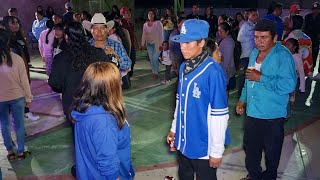 Esta chilena tiene mucho sentimiento  Rosas Rojas  El Relámpago del Sur en Chiepetepec Guerrero [upl. by Gregorius613]