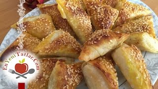 Pırasalı MuskaÜçgen Börek Tarifi  Pırasalı Çıtır Börek Nasıl Yapılır [upl. by Riva726]