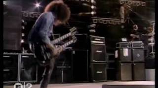 Slash  Knocking on heavens door guitar solo [upl. by Faxan]