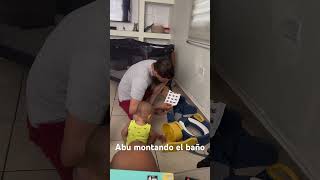 Abu montando el baño y escuchando lentrevista a Jenifer Gonzalez en Molusco Tv 🤣babyboy family [upl. by Hancock]