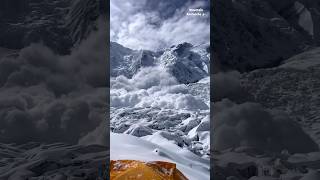 Horrible avalanche😱 shortsfeed avalanche everest [upl. by Imena]