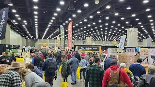 33 Mile Bees  Phil is live at the North American Honeybee Expo [upl. by Sharp]