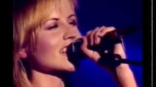 The Cranberries  Live in Madrid 1999 Full Concert [upl. by Nomahs947]