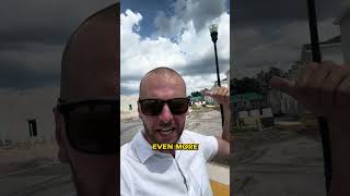 Empty houses in Florida 2500month and Investor cant rent them [upl. by Eliathan]