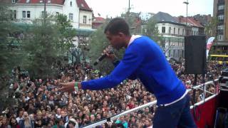 STROMAE au Dancemob de Bruxelles 06 10 2010 [upl. by Eahsram61]