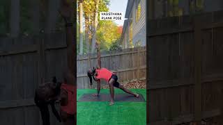 VASISTHASANA  PLANK POSE COMPXSS30DayChallenge Yoga30Day MeditationChallenge FindYourWay [upl. by Smart]