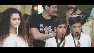 פלאש מוב תזמורת הנוער כפר ורדים  Flash Mob Kfar Vradim Youth Band [upl. by Cara]