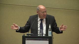 Keynote Dr Gregor Gysi  Leuphana Opening Week 2017 [upl. by Caterina288]