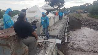 Rompimiento de acceso de la calle del carrizal jucuaran usulutan [upl. by Peih274]