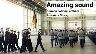 Unglaublicher Sound Nationalhymne und Preußens Gloria im Flugzeughangar  besser als im Stadion [upl. by Ansley]