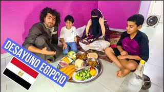 Mi primer desayuno egipcio con mi familia egipcia  enseñando español a mis hermanos 👌 [upl. by Nikaniki194]