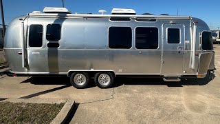 2019 Airstream International Signature 28RB [upl. by Frankel46]