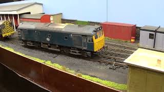 British RailwaysO Gauge Model Railway Layout Glebe Lane Speedlink Depot [upl. by Mcclenon]