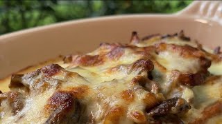 Gourmand  recette de la croûte aux fromages [upl. by Euh758]