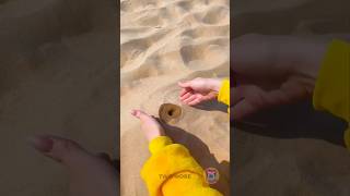 Funny beach prank ⛱️ beach vacations prank fun funny [upl. by Stanislas]