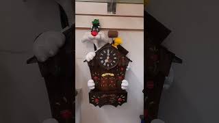 Looney Tunes Sylvester and Tweety Animated Cuckoo Clock by Thinktek [upl. by Richard]