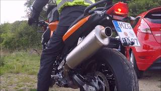 BMW F800R Akrapovic Exhaust Sound withwithout DB EaterKiller [upl. by Rebmik]