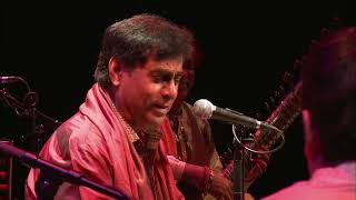 Jagjit Singh Live  Chitthi Na Koi  Hothon Se  HD Sound [upl. by Truelove]