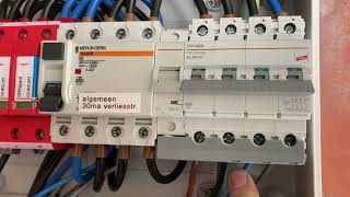 Simulatie van een breuk van de Ngeleider of overspanning tussen fase en N Hoe te beveiligingen [upl. by Nautna]