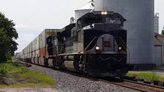 WABASH 1070 Heritage Locomotive in New Baden IL [upl. by Aneele]