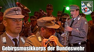 Gebirgsmusikkorps der Bundeswehr Mir sein die KaiserjägerBayrischer DefiliermarschHeidecksburg [upl. by Verity]