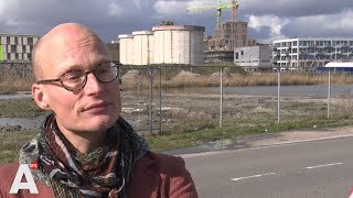 Bewoners Zeeburgereiland verdeeld over mogelijke komst coffeeshop [upl. by Zephan678]