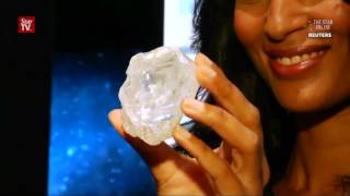 Massive 1109 carat diamond unveiled [upl. by Conroy]