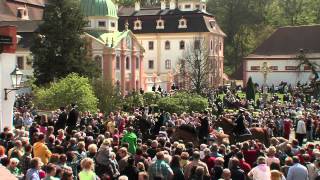 Osterreiten  Prozession der Saatreiter im Kloster St Marienthal in Ostritz  OBERLAUSITZ [upl. by Eugnimod]