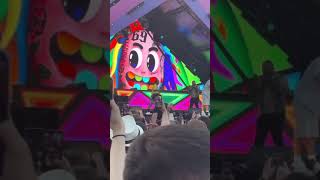 6ix9ine jumping in the crowd  Freshtival the Nederlands [upl. by Morey]