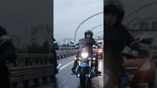 Lady drive the bike in rain [upl. by Valleau]