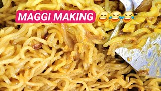 Maggi kaise banaye maggi banaye bahut assan tarika seviralvideo blackpink youtube youtubervlog [upl. by Eiznekam]