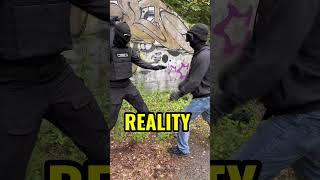 Messerabwehr Social Media vs Realität [upl. by Janaya]