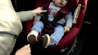 Maxi Cosi autostol Axissfix hos BabySam [upl. by Aniger]