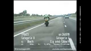 Videosurveillance Motorrijder met 220kmu over de A4 [upl. by Bolitho40]