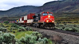 GREAT BIG CANADIAN TRAINS THRU JUNIPER BEACH IN THE THOMPSON CANYON [upl. by Ayotl]