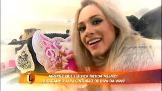 Juju Salimeni acompanha as lutas da galera da WWE arquivolegendários [upl. by Zetnauq759]