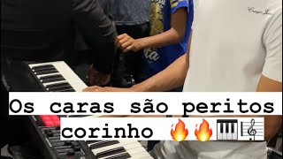 Corinho de fogo pegada pentecostal 🔥🔥🎹 [upl. by Chard]