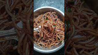 Chilli oil noodlesnoodlesrecipe garlic noodles recipeyoutubeshortstrendingshortsviralshort [upl. by Nehtanhoj]