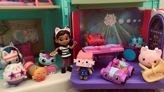 Gabbys Dollhouse Theme Song  RECREATED with the Gabby Cats toys [upl. by Dredi]