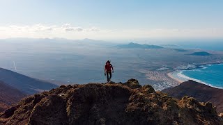 Trekking Vulcanico  Traversata di Lanzarote [upl. by Klara]