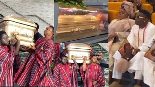 Wizkid crying as he watch his mother get buried in gold casket 💔😭 at her final burial ceremony [upl. by Adolpho]