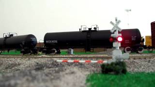 In Action Athearn SD70ACe Crossing Railroad On DCC Layout  jlwii2000 [upl. by Phenica655]